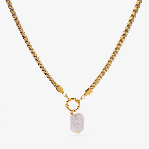 Náhrdelník s perlovým hadem